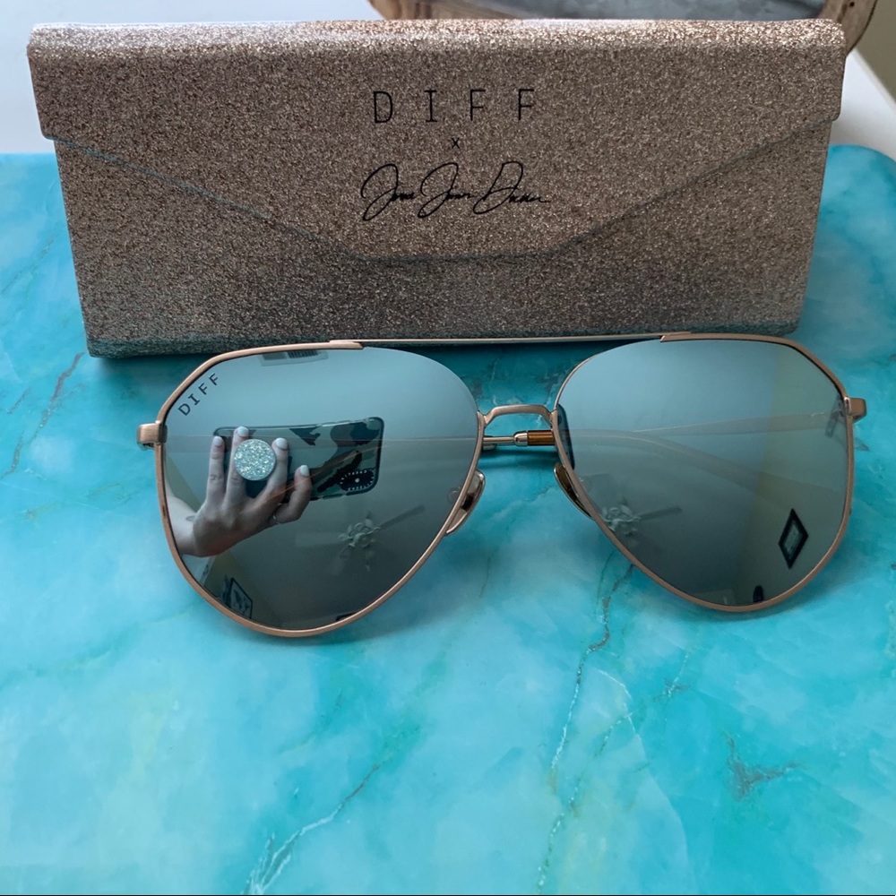 Diff eyewear X Jessie James Decker sunglasses